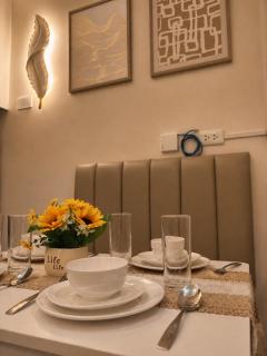 JnR Suite Condo Stay - 6