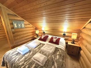 LE GRAND CERF Chalet en rondins avec SPA Jacuzzi - 8