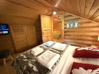 LE GRAND CERF Chalet en rondins avec SPA Jacuzzi - 3