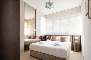 Executive 2BR with Balcony - MAMAD - D80 - 3