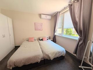 2 Bed Apartment including Free Airport Ride - 6