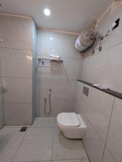 The Aspire Hotel Guwahati - 8