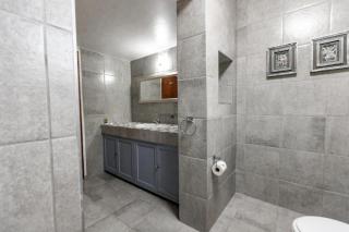 Selati 103 Guest Cottages - 9