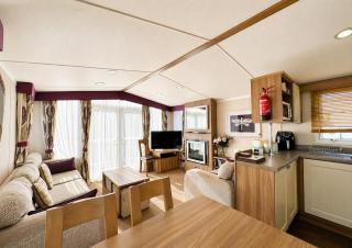 Lovely 8 Berth Caravan With Large Decking Area In Caister, Norfolk Ref 65055Eb - 1