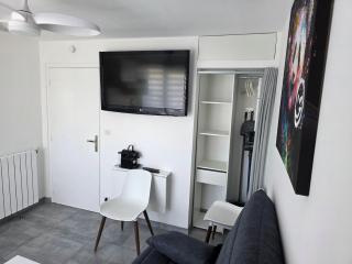 Superbe studio entièrement refait à neuf - 8