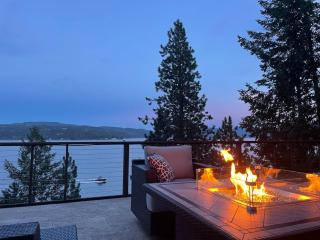 Mica Bay Chalet - 7