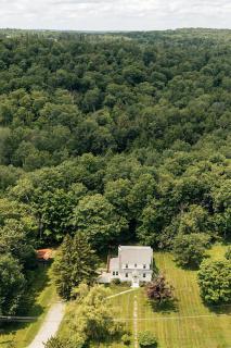 Shandelee Brook House - Hot Tub Serenity Peaceful Surroundings - 5 Mins to Livingston Manor - 8