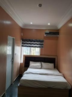 Clover Apartments and suites - 3