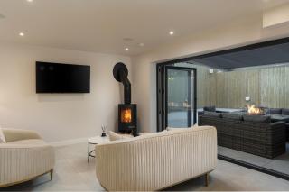 Stunning 4-Bed Retreat in Cornwall - 9