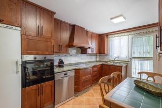 Spacious townhouse with private pool - 8