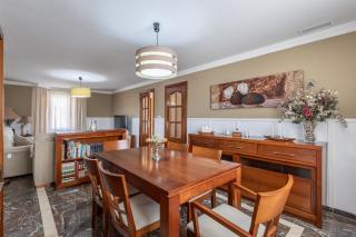 Spacious townhouse with private pool - 9