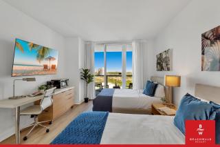 Chic Studio w Bay & Intracoastal View - 9