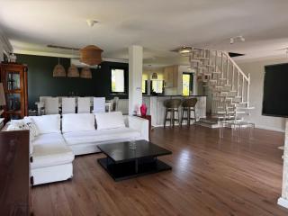 Zora Estate - Pool, Tennis & Absolute Privacy - 8