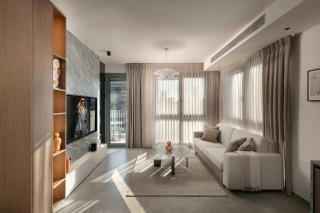 Executive 2BR with Balcony - MAMAD - D80 - 9
