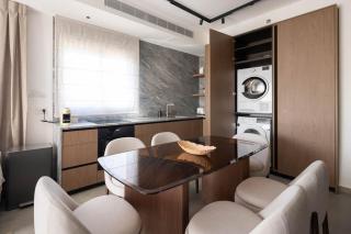 Executive 2BR with Balcony - MAMAD - D80 - 5