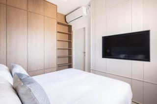 Executive 2BR with Balcony - MAMAD - D80 - 1
