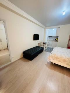 1apartment on First Line-Bosteri - 0