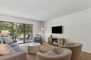 2112 Beach Wood - 5