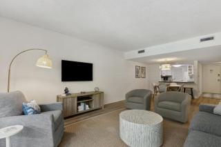 2112 Beach Wood - 4
