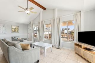 624 North Fletcher - 5