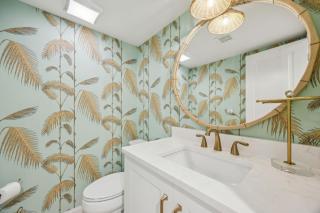 2055 Beach Wood - 7