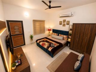 Dhairya's Villa Home Away From Home - 1