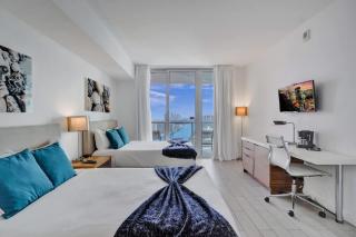 Waterfront Studio in Resort Beach Pool Gym 2405 - 8