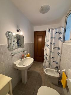 Cozy two-room apartment 10 min from the sea by car - 7