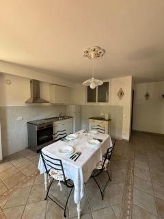 Cozy two-room apartment 10 min from the sea by car - 5