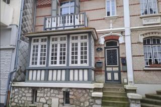 Large 70 m house close to the sea - 9