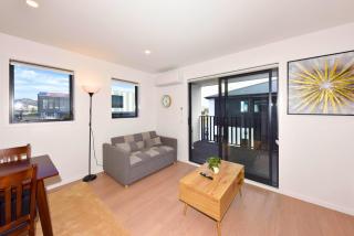 Urban Haven on Moorhouse Avenue - 8