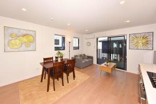 Urban Haven on Moorhouse Avenue - 5