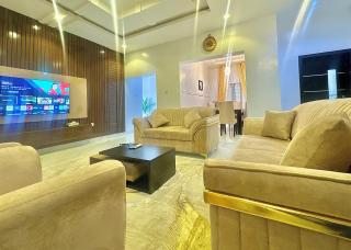 Serene 5 Bedroom Duplex With Exclusive Compound - 9