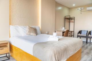 Sofia - Summer Coastal Suites - 9