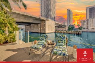 High-Floor Studio Intracoastal Sleeps 4 - 1