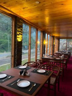 Woodland Resort - 1