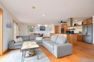 Redbird Lakehouse Suite - 6