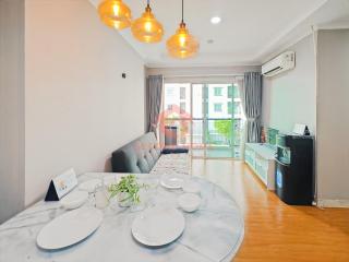 Stylish 2BR MOI Apt Pool, Gym, Wi-Fi - 7