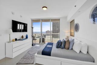 W Hotel Residence Bayview 2BR, 3 Pools, SPA, 4 restaurants, free gym classes 1609 - 2