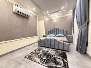 One Bedroom Apartment in Bahria Town Lahore - 7