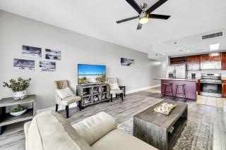 Laketown Wharf 1632 - 2