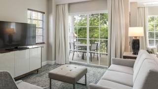 Lakeshore Reserve Resort 3BR Villa - 5