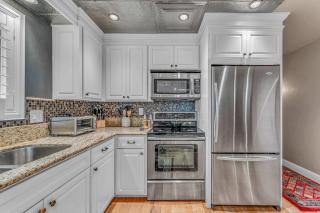 South Lake Tahoe House - Walk to Lake AC - 3