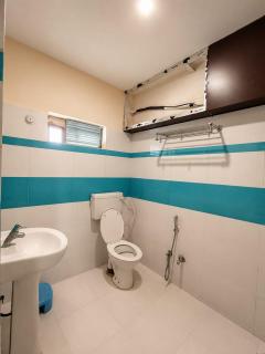 Hotel Shree Satyam Sambalpur - 6