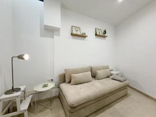 Luxury House with Private Pool, Jacuzzi and Wellness Spa - 8