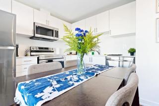 Patio Suite with BBQ & Outdoor Relaxation Near Niagara Falls - 5