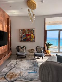 Mediterranean Sky Residence Seafront North Edge Towers - 3