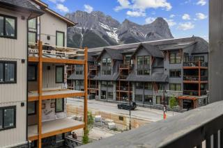 Luxury Mountain Haven Views Hot Tub Central Bridgette Bar Main St - 8
