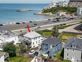 Sleeps 5-6 - across from Nantasket Beach - 2