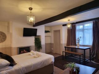 Seaside Flat with Fast WiFi - 3